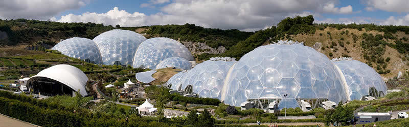 Eden Project geodesic domes panorama - Photo by Juergen Matern 2006