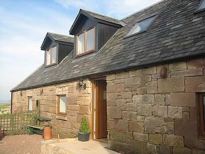 Cove Stables Luxury Cottages by the Beach in Scotland