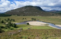 Cairngorms River Dee LovetoEscape pd