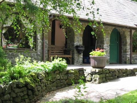 Holiday Cottage in Llandeilo, Wales Holiday Cottage in Carmarthenshire, Wales