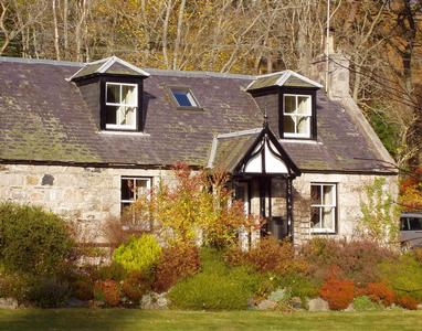 3 Knocks Cottages Cairngorms, Ballater