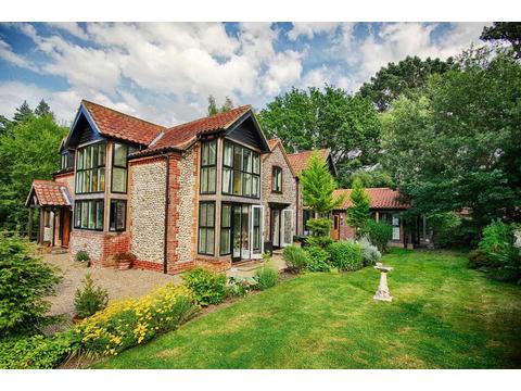 Hotel in Aylmerton, England Hotel in Norfolk, England