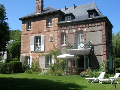 B&B in ST DENIS LE FERMENT, France B&B in Eure, France