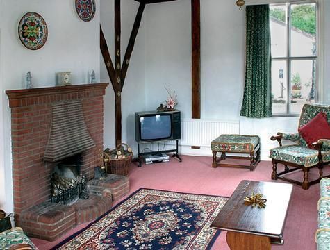 Holiday Cottage in Talhenbont Hall Country Estate, Wales Holiday Cottage in Gwynedd, Wales