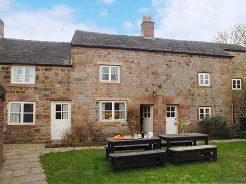 Holiday Cottage in Bradnop, England Holiday Cottage in Staffordshire, England