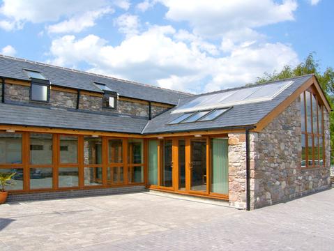 Holiday Cottage in Llanrug, Wales Holiday Cottage in Gwynedd, Wales