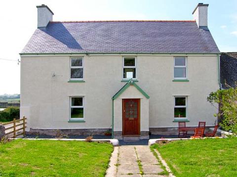 Holiday Cottage in Newborough, Wales Holiday Cottage in Anglesey, Wales