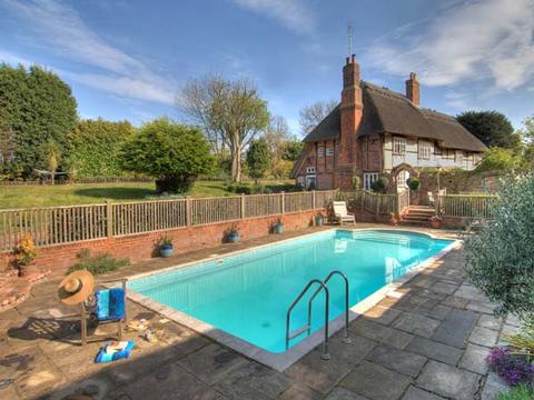 Holiday Cottage in Milstead, England Holiday Cottage in Kent, England