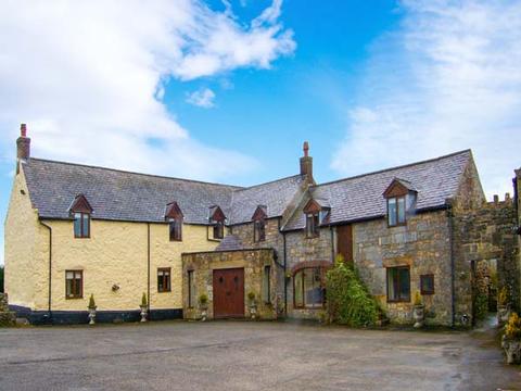 Holiday Cottage in Treuddyn, Wales Holiday Cottage in Flintshire, Wales