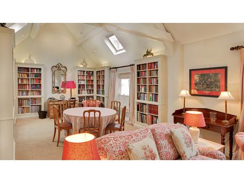 Holiday Cottage in Chipping Norton, England Holiday Cottage in Oxfordshire, England