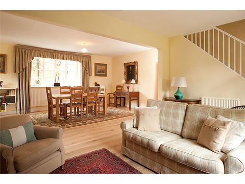 Holiday Cottage in Oxfordshire, England Holiday Cottage in Oxfordshire, England