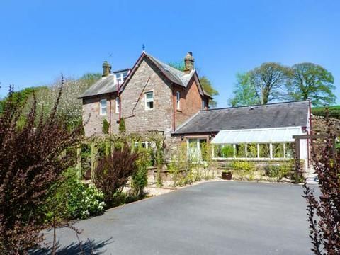 Holiday Cottage in Annan, Scotland Holiday Cottage in Dumfries and Galloway, Scotland