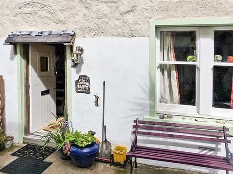 Holiday Cottage in Gardenstown, Scotland Holiday Cottage in Aberdeenshire, Scotland