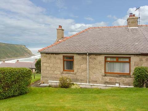 Holiday Cottage in Gardenstown, Scotland Holiday Cottage in Aberdeenshire, Scotland