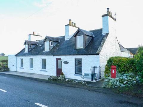 Holiday Cottage in Port William, Scotland Holiday Cottage in Dumfries and Galloway, Scotland