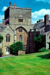 Stately Homes in Yelverton, England Stately Homes in Devon, England
