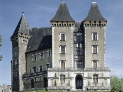 Art Gallery in Pau, France Art Gallery in Pyrenees-Atlantiques, France