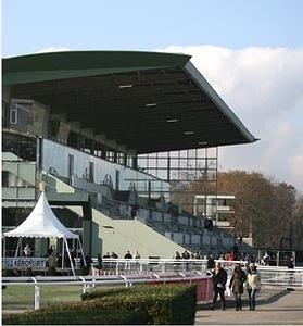 Horse Racing Venue in Pau, France Horse Racing Venue in Pyrenees-Atlantiques, France