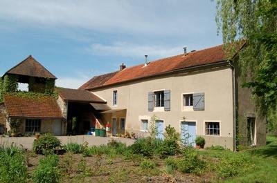 Holiday Cottage in Cormatin, France Holiday Cottage in Saone-et-Loire, France