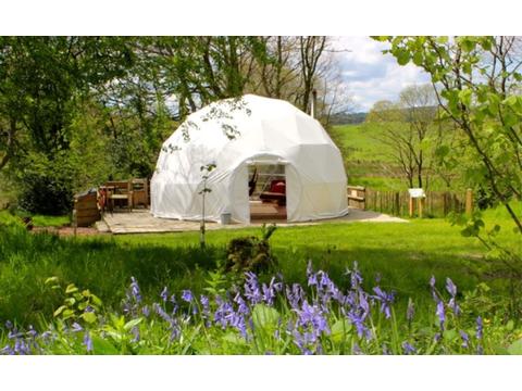Camping And Caravan Sites For Romantic Breaks In Wales Book Online