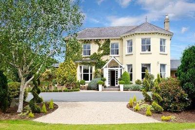 Hotel in Enniskerry, Ireland Hotel in County Wicklow, Ireland