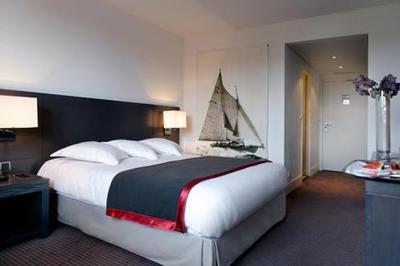 Hotel in Marseille, France Hotel in Bouches-du-Rhone, France