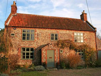dog friendly self catering holiday cottages