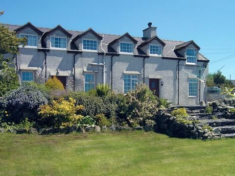 Holiday Cottage in Llanberis, Wales Holiday Cottage in Gwynedd, Wales