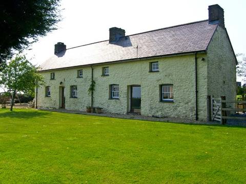 Holiday Cottage in Pembrey, Wales Holiday Cottage in Carmarthenshire, Wales