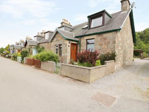 Holiday Cottage in Aberlour, Scotland Holiday Cottage in Moray Region, Scotland