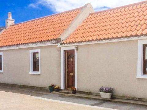 Holiday Cottage in Cullen, Scotland Holiday Cottage in Moray Region, Scotland
