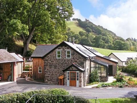 Holiday Cottage in Llanfyllin, Wales Holiday Cottage in Powys, Wales