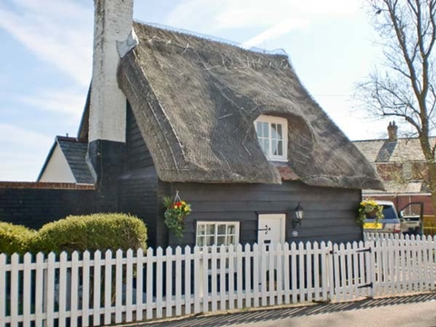 Holiday Cottage in Walton-On-The-Naze, England Holiday Cottage in Essex, England