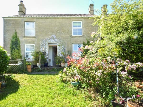 Holiday Cottage in Peasedown St John, England Holiday Cottage in Somerset, England