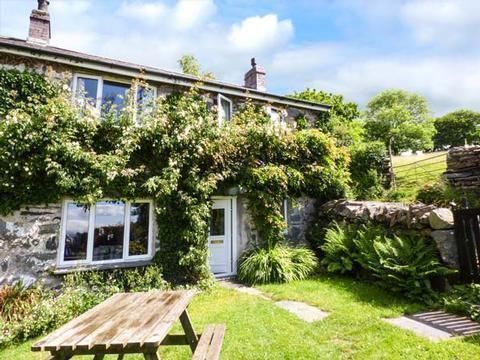 Holiday Cottage in Llandecwyn, Wales Holiday Cottage in Gwynedd, Wales