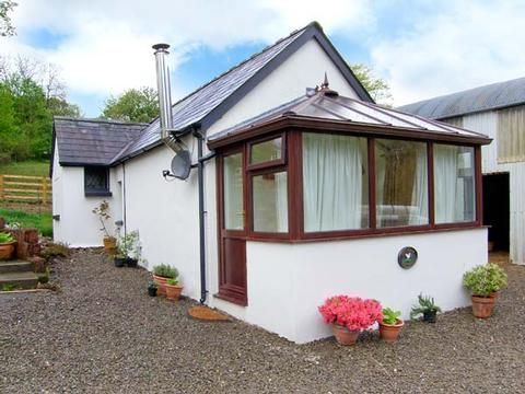 Holiday Cottage in Pencader, Wales Holiday Cottage in Carmarthenshire, Wales