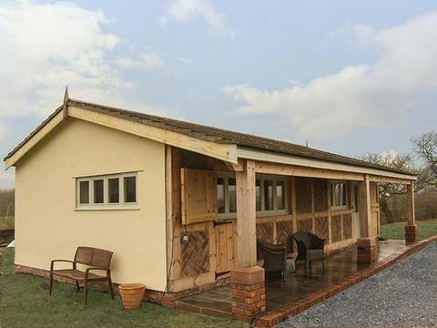 Holiday Cottage in Saughall, Wales Holiday Cottage in Cheshire, Wales