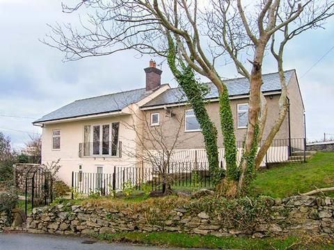 Holiday Cottage in Llanddona, Wales Holiday Cottage in Anglesey, Wales