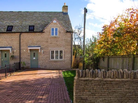 Holiday Cottage in Andoversford, England Holiday Cottage in Gloucestershire, England