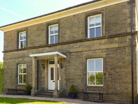 Holiday Cottage in Buxton, England Holiday Cottage in Derbyshire, England