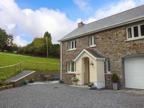 Holiday Cottage in Llanarthney, Wales Holiday Cottage in Carmarthenshire, Wales