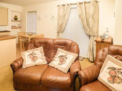 Holiday Cottage in Burry Port, Wales Holiday Cottage in Carmarthenshire, Wales