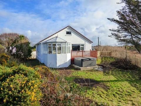 Holiday Cottage in Trearddur Bay, Wales Holiday Cottage in Anglesey, Wales