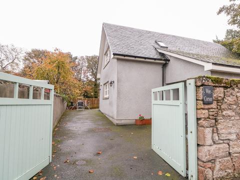 Holiday Cottage in Nairn, Scotland Holiday Cottage in The Highlands, Scotland