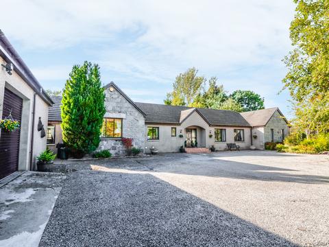 Holiday Cottage in Alford aberdeenshire, Scotland Holiday Cottage in Aberdeenshire, Scotland