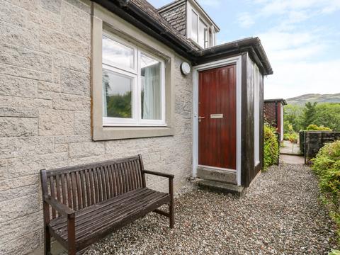 Holiday Cottage in Arrochar, Scotland Holiday Cottage in Argyll and Bute, Scotland