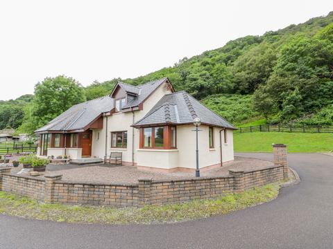 Holiday Cottage in Ballachulish, Scotland Holiday Cottage in The Highlands, Scotland