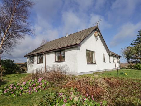 Holiday Cottage in Dundonnell, Scotland Holiday Cottage in The Highlands, Scotland