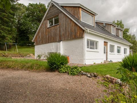 Holiday Cottage in Fort William, Scotland Holiday Cottage in The Highlands, Scotland