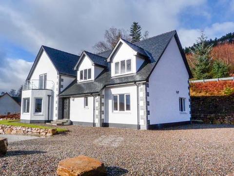 Holiday Cottage in Spean bridge, Scotland Holiday Cottage in The Highlands, Scotland